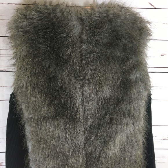 Style&co Furry Sleeveless Vest NWT - Picture 7 of 8
